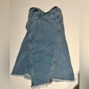 Blue Jeans dress NWT, pretty little things, Size 2